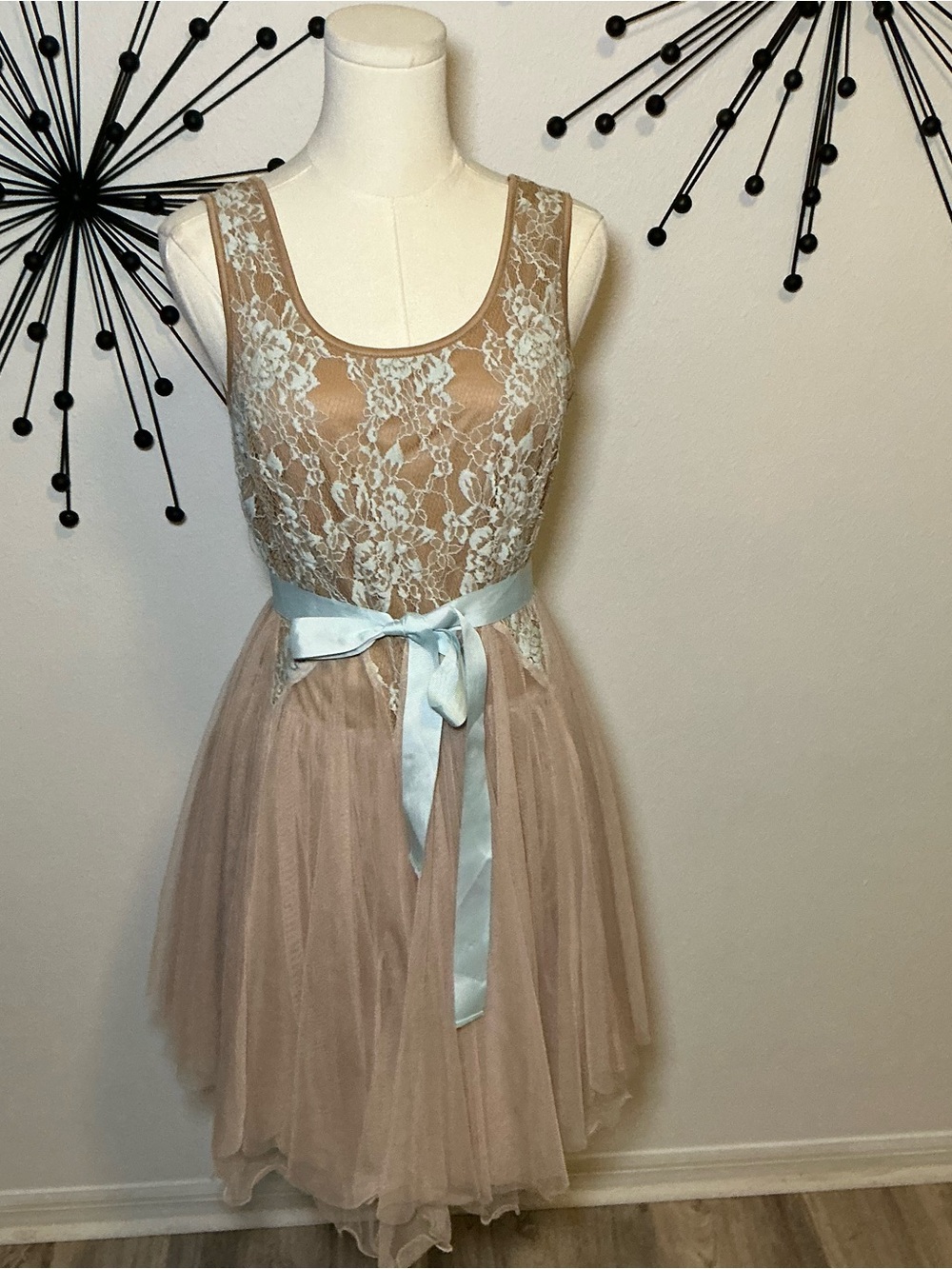 Ryu Anthropologie Lace Tulle Dress Beige Cream Blue Ribbon Size Medium